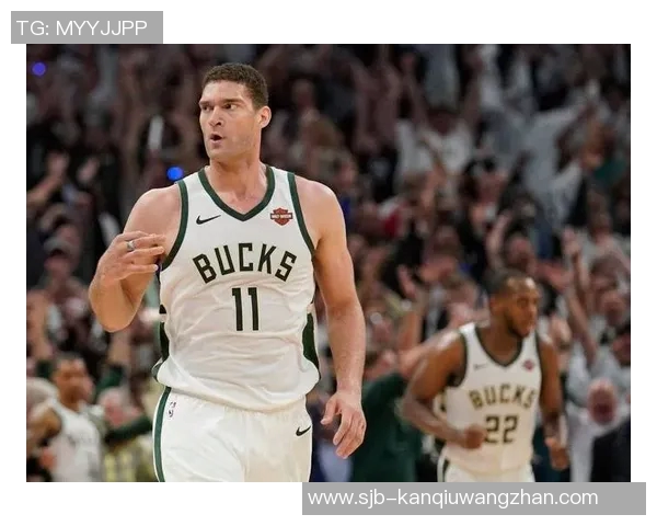 运动新闻布鲁克洛佩斯：从篮球新星到NBA传奇的华丽转身